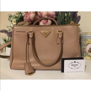 Prada saffiano lux bag